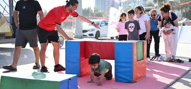 2. ULUSLARARASI MERSİN ÇOCUK FESTİVALİ BAŞLADI...