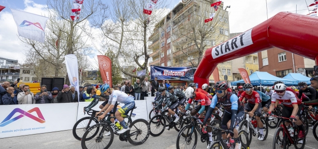 7. TOUR OF MERSİN ULUSLARARASI BİSİKLET TURU’NUN 2. ETABINDA SPORCULAR, 125 KİLOMETREYİ PEDALLADI...