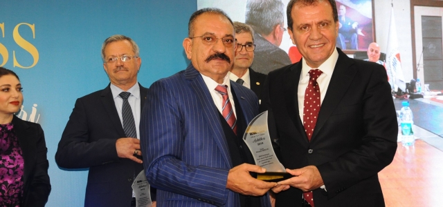 ASKON Şube Başkanı Hasan Arslan’a çifte ödül