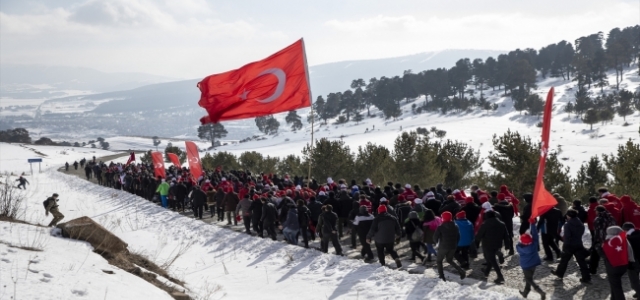 Bakan Akar: “Onların kanını da yerde bırakmadık, bırakmayacağız!”