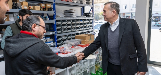 Başkan Özyiğit, Bahçelievler Mahallesi’nde vatandaşlarla buluştu...