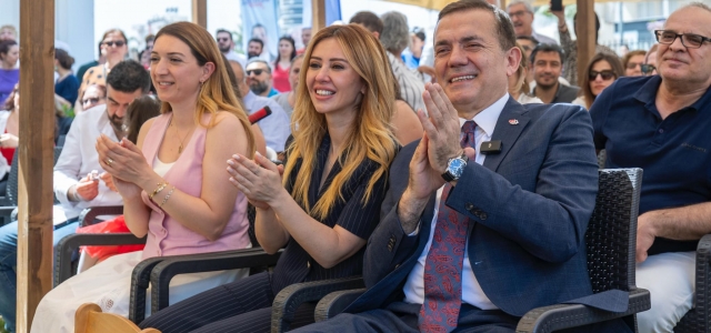 Başkan Özyiğit, BETEM’lerde çocukların bayram coşkusuna ortak oldu...