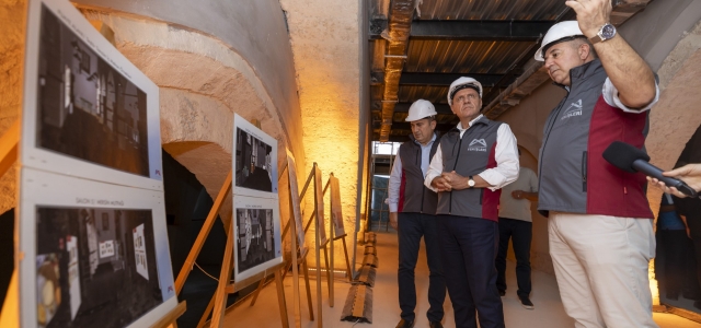 BAŞKAN SEÇER, ‘MERSİN MUTFAK KÜLTÜRÜ EVİ VE KARAMANCILAR KONAĞI’NDAKİ ÇALIŞMALARI İNCELEDİ...