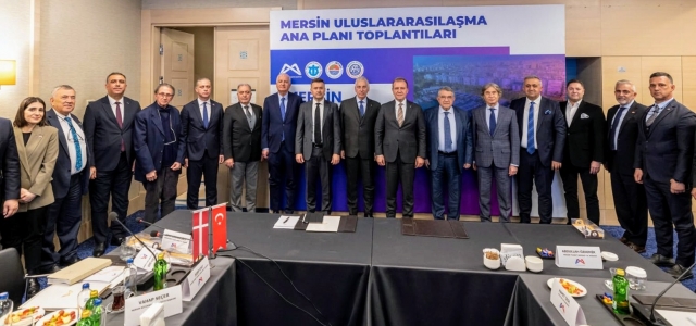 BAŞKAN SEÇER, ULUSLARASILAŞMA ANA PLANI TOPLANTILARI İÇİN FAHRİ KONSOLOSLAR İLE BİR ARAYA GELDİ...
