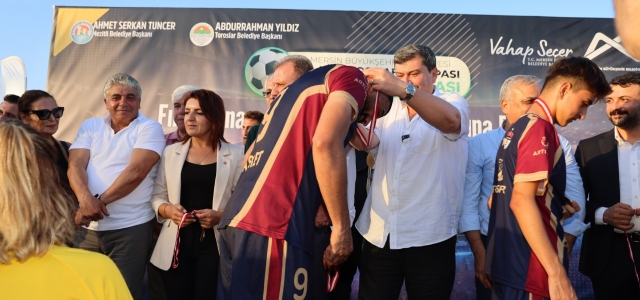 BAŞKAN YILDIZ, “SPOR; BARIŞ, KARDEŞLİK VE DAYANIŞMADIR..."