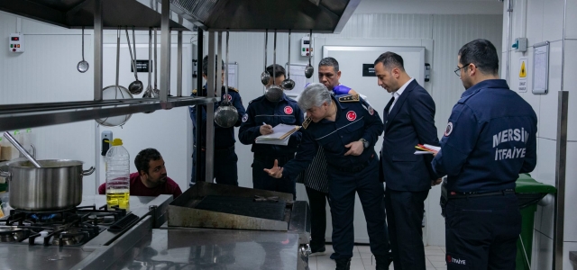 BÜYÜKŞEHİR İTFAİYESİ, OTELLERİ YANGIN RİSKİNE KARŞI DENETLİYOR...