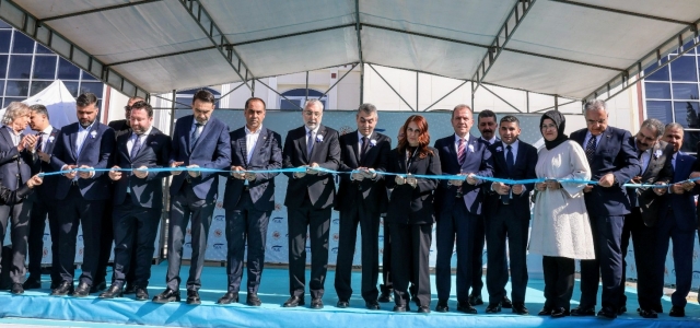 ÇALIŞMA VE SOSYAL GÜVENLİK BAKANI IŞIKHAN’IN KATILIMOYLA SGK HİZMET BİNASI HİZMETE AÇILDI