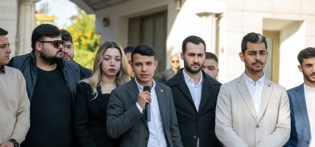 CHP Mersin Gençlik Kolları’ndan iktidara eleştiri...