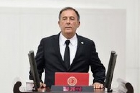 CHP’Lİ ERDEM: “HALKIN ÖZGÜRLÜĞÜ TUTUKLANAMAZ!”