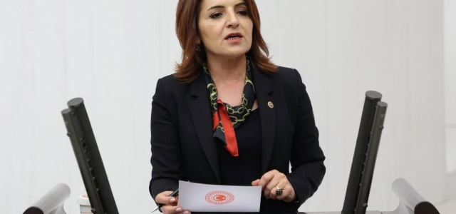 CHP’Lİ KIŞ: “İKTİDAR EMEKLİYE 4 BİN TL VERDİ, 21 BİN LİRASINI GASP ETTİ...”