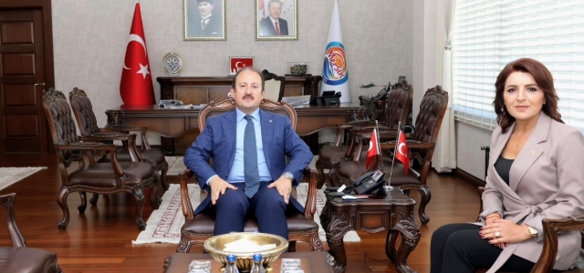 CHP’li Kış’tan Pehlivan’a Ziyaret...