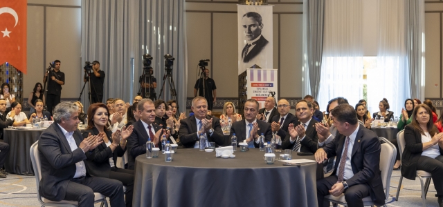 ‘KADINA YÖNELİK ŞİDDET VE TOPLUMSAL CİNSİYET EŞİTLİĞİ BAĞLAMINDA SOSYAL POLİTİKALAR ÇALIŞTAYI’ SONUÇ BİLDİRGESİ AÇIKLANDI...