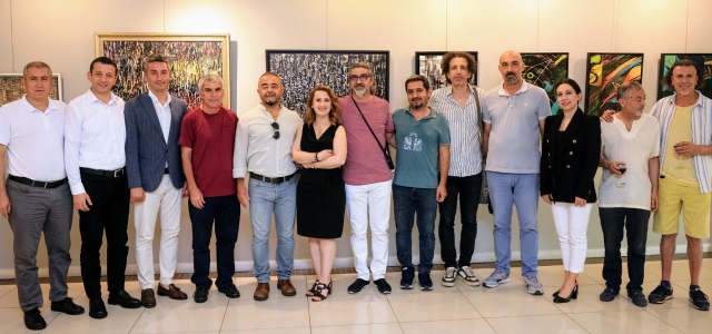 Katmanlar Sergisi Sanatseverlere Buluştu... 