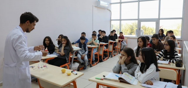  MERSİN BÜYÜKŞEHİR BELEDİYESİ, EĞİTİMDEKİ BAŞARI ÇITASINI BİR KEZ DAHA YÜKSELTTİ...