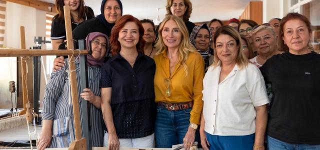 MERSİN BÜYÜKŞEHİR, MERSİN’E ÖZGÜ KUMAŞ VE DOKUMALARI DÜNYAYA TAŞIYACAK...