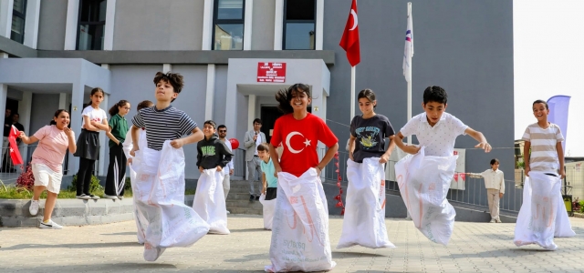 MERSİN BÜYÜKŞEHİR, ÖZEL BİREYLERİ 23 NİSAN ETKİNLİKLERİNDE BULUŞTURDU...