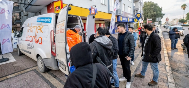 Mersin Büyükşehir’den çorba ikramı...