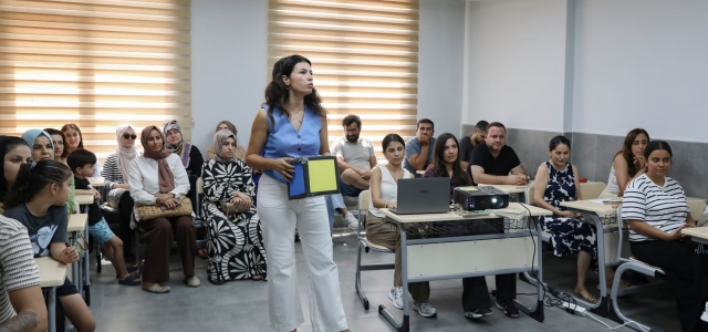  MERSİN BÜYÜKŞEHİR’DEN, EBEVEYNLERE SEMİNER...