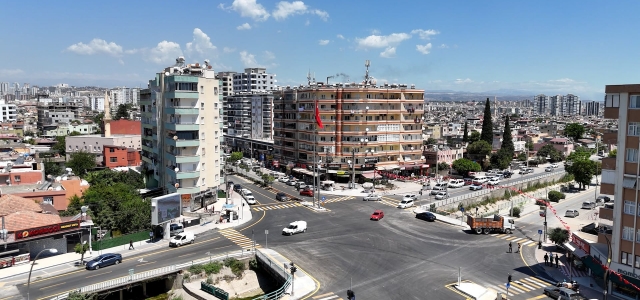   MERSİN BÜYÜKŞEHİR’DEN TARSUS CETVEL KÖPRÜSÜ KAVŞAĞI’NA DÜZENLEME...