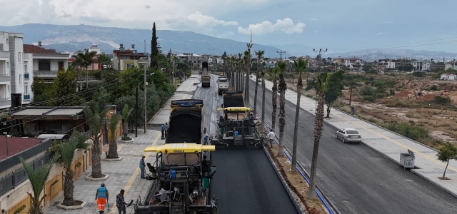 MERSİN BÜYÜKŞEHİR,KENT TRAFİĞİNİ RAHATLATACAK ÇALIŞMALARINI TAMAMLIYOR...