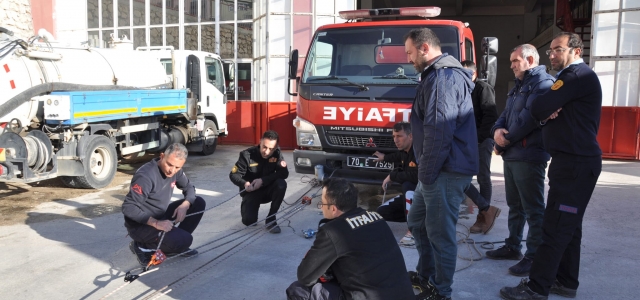 MERSİN İTFAİYESİ TECRÜBESİNİ ERMENEK İTFAİYESİ İLE PAYLAŞTI...