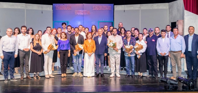MERSİN ŞEHİR TİYATROSU BİRBİRİNDEN GÜZEL ESERLERİ SAHNEYE TAŞIYOR...