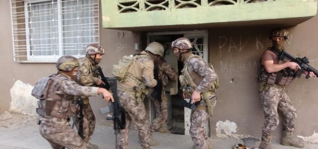 Mersin'de PKK/KCK Operasyonu: 15 Gözaltı!