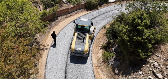   MEZİTLİ BELEDİYESİ’NDEN KIRSAL MAHALLELERD YOL SEFERBERLİĞİ...