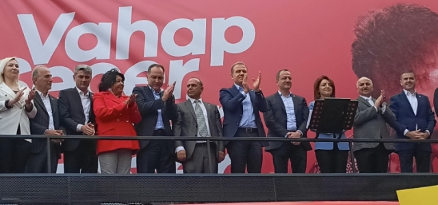  Miting havasında açılış