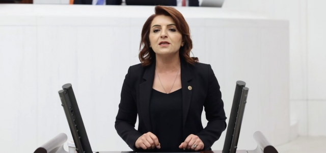 Saray faize çalışıyor...