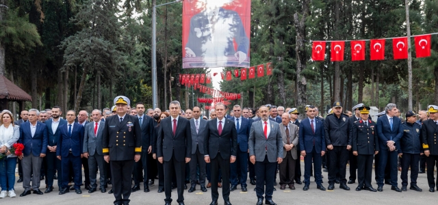 SEÇER, ‘18 MART ŞEHİTLERİ ANMA GÜNÜ VE ÇANAKKALE DENİZ ZAFERİ’NİN 110. YIL DÖNÜMÜ PROGRAMINA KATILDI...