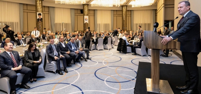 SEÇER’LER VALİ PEHLİVAN’A DÜZENLENEN ‘VEDA YEMEĞİ’NE KATILDI...