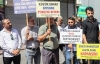 Mersin’de bakkallar zorda...