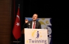 VALİ ALİ HAMZA PEHLİVAN, eTWİNNİNG OKUL ETİKETİ BELGE TÖRENİNDE…