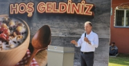 Seçer; Hepimizin ortak noktası bayrak...