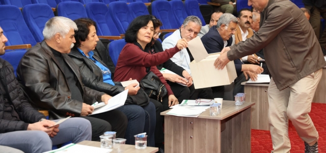 TOROSLAR BELEDİYESİ REHİNDEKİ ARAÇLARINI KURTARDI...