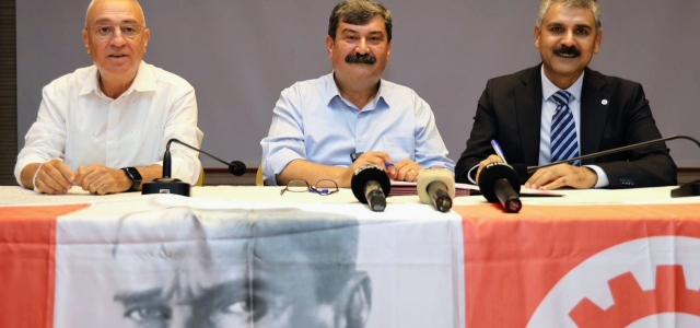  TOROSLAR BELEDİYESİ’NDE TOPLU İŞ SÖZLEŞMESİ SEVİNCİ...