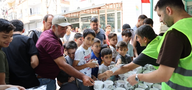  TOROSLAR’DA AŞURE İKRAMINA İLGİ...
