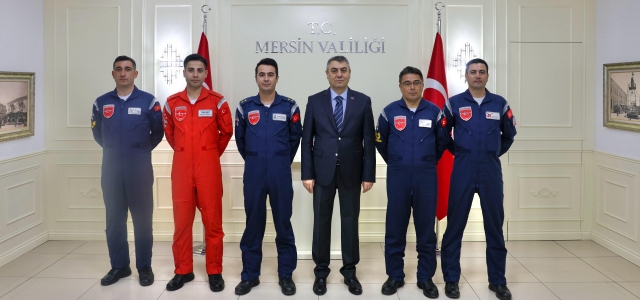 Türk Yıldızları Ekibi’den Vali Toros’a ziyaret...