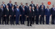 Cumhurbaşkanı Erdoğan ve kabine üyeleri Anıtkabir'i ziyaret etti