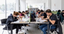 BÜYÜKŞEHİR’İN OKUMA SALONLARI, MERSİNLİ GENÇLERİN ÇALIŞMA ODASI...