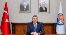 Vali Toros’tan Anneler Günü kutlaması...