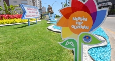   MERSİN BÜYÜKŞEHİR’İN PARK VE BAHÇELER EKİPLERİ KENTİ YAZA HAZIRLADI...