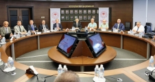 VALİ TOROS, AKDENİZ MEYVE SİNEĞİ MÜCADELESİ ULUSAL EYLEM PLANI ÇALIŞMALARI TOPLANTISI’NDA...
