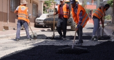   TOROSLAR’DA ASFALT BAKIM VE YENİLEME ÇALIŞMALARINA DEVAM...
