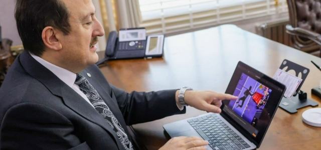 VALİ PEHLİVAN, ANADOLU AJANSI’NIN “YILIN KARELERİ” OYLAMASINA KATILDI...