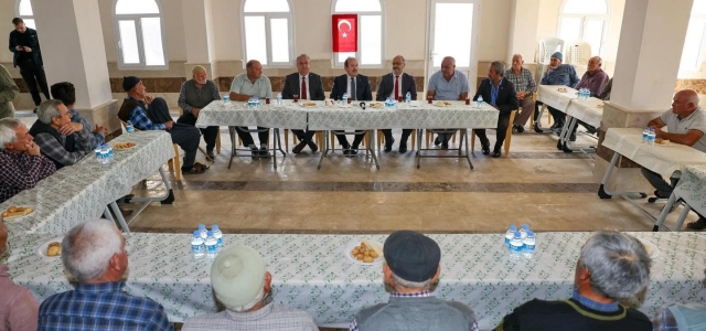 VALİ PEHLİVAN, SİLİFKE’DE VATANDAŞLARLA BİR ARAYA GELDİ...