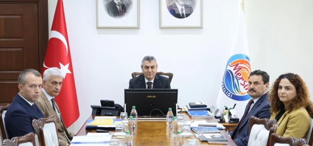 VALİ TOROS ANIT AĞAÇLAR DEĞERLENDİRME TOPLANTISINDA...