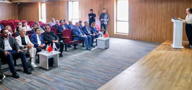 VALİ TOROS ARKEOLOJİ DEĞERLENDİRME TOPLANTISINDA...