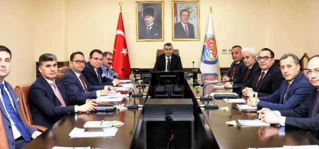 VALİ TOROS, DEĞERLENDİRME VE KOORDİNASYON TOPLANTISINDA...
